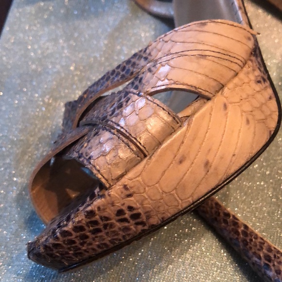 Stuart Weitzman Snake python ankle strap platform high heel sandals - Picture 8 of 14